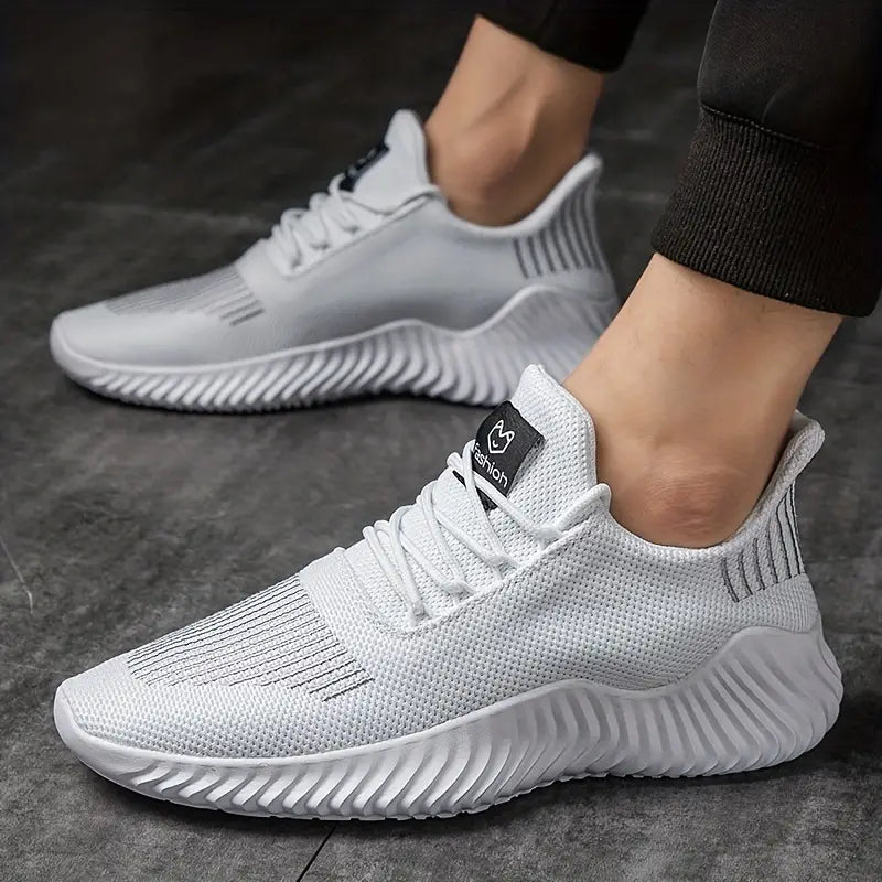 Beau | Men's Lightweight Lace-Up Sneakers